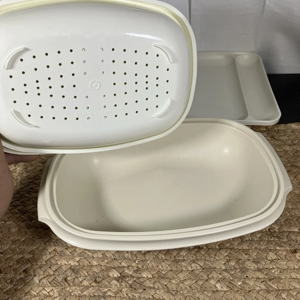 Vintage Tupperware Ivory Vegetable Microwave Steamer And Dining Tray